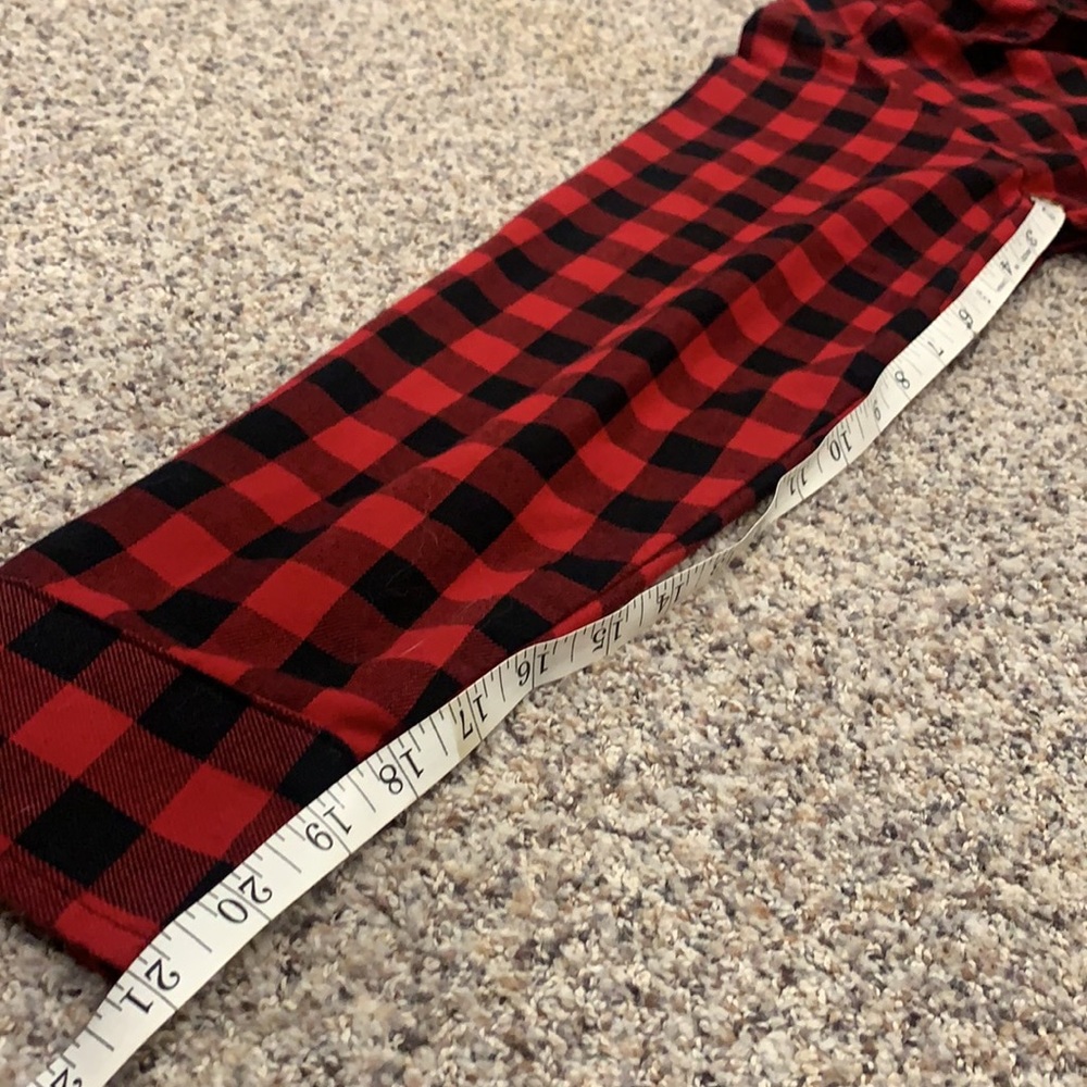 Hot Topic short cut flannel button down. - Picture 8 of 9